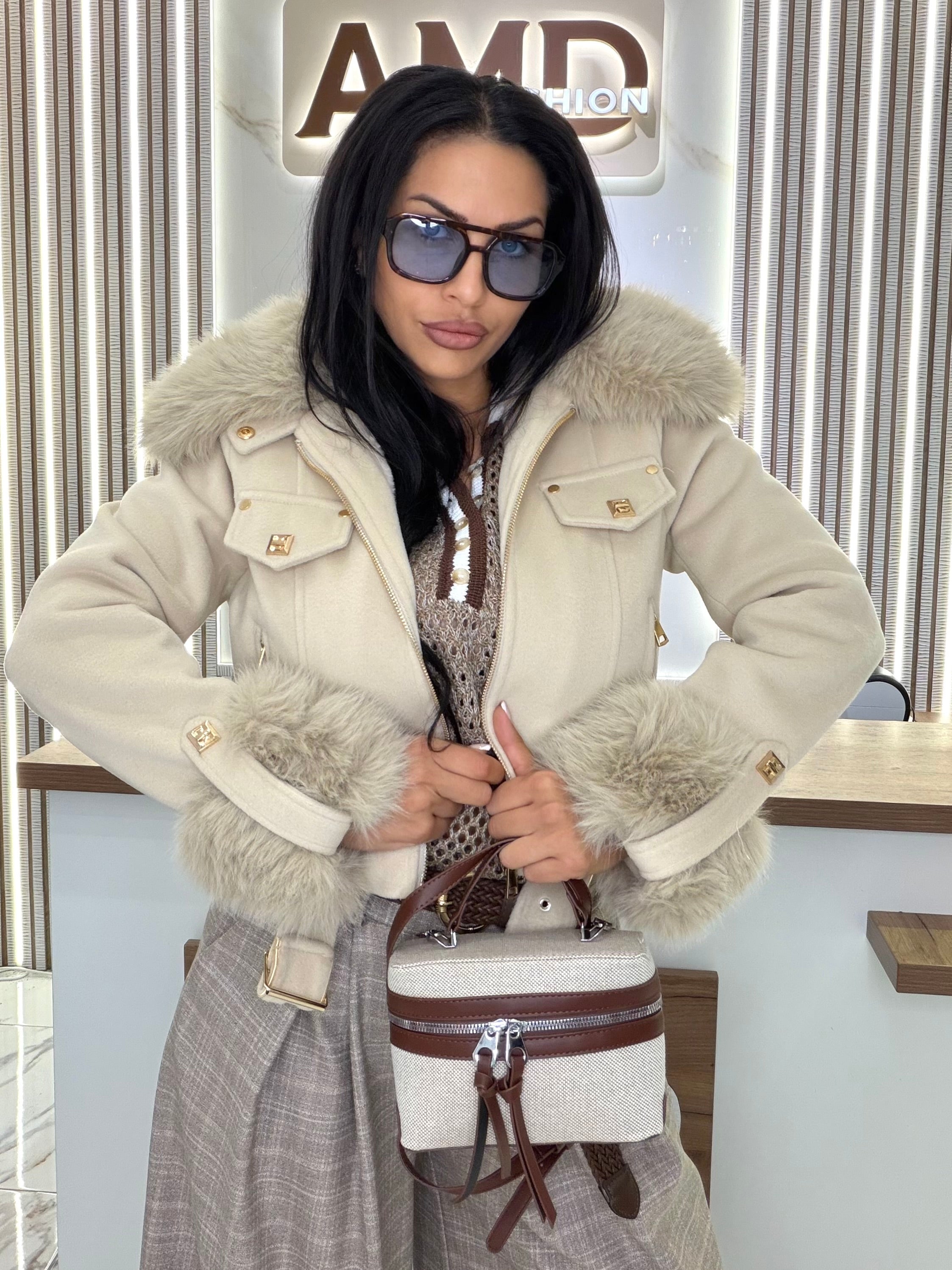 Яке с пух "IVORY LUXE"