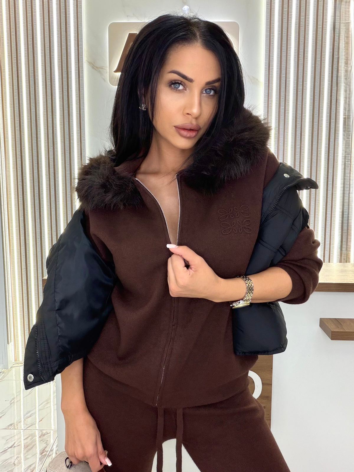 Комплект "LOWE FLUFFY BROWN"