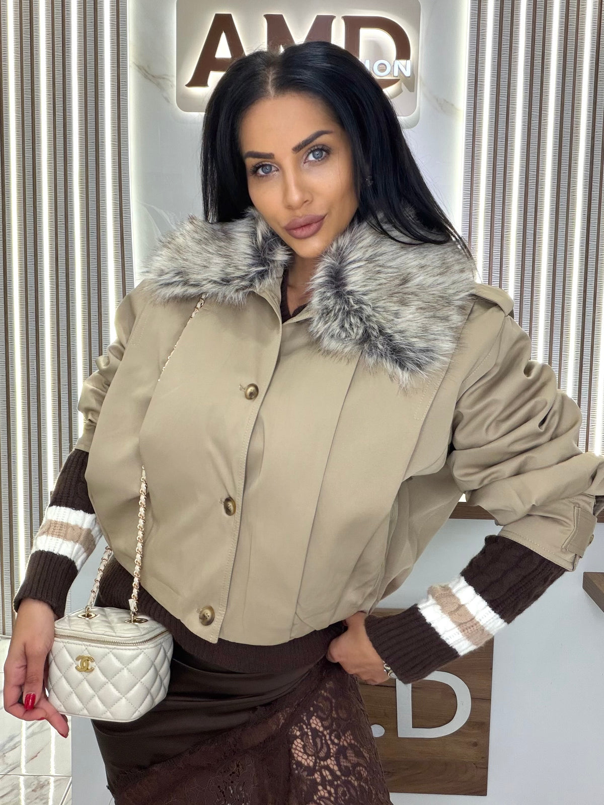 Яке с пух "BEIGE FUR"