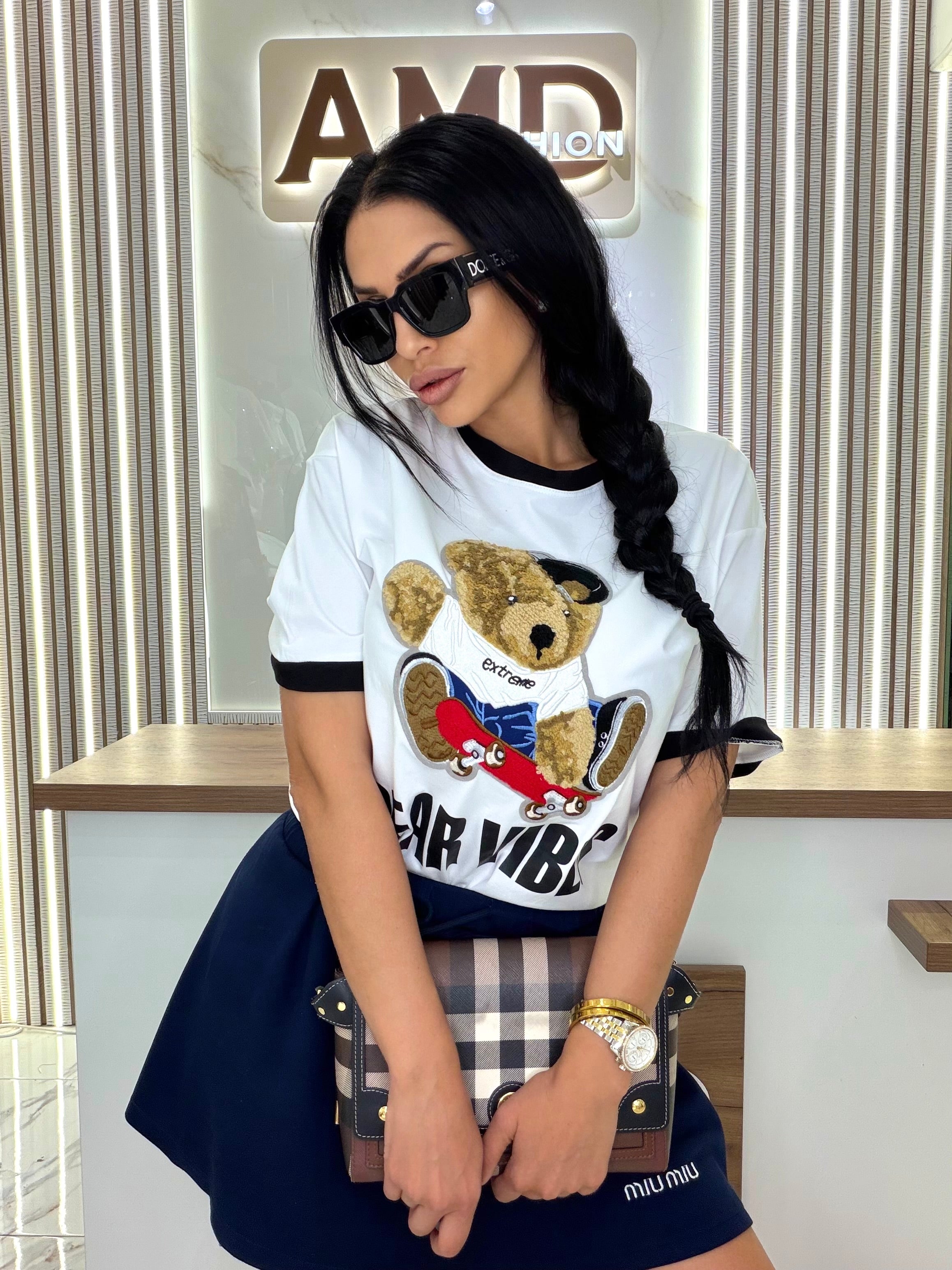Тениска " Bear Chic Skater "