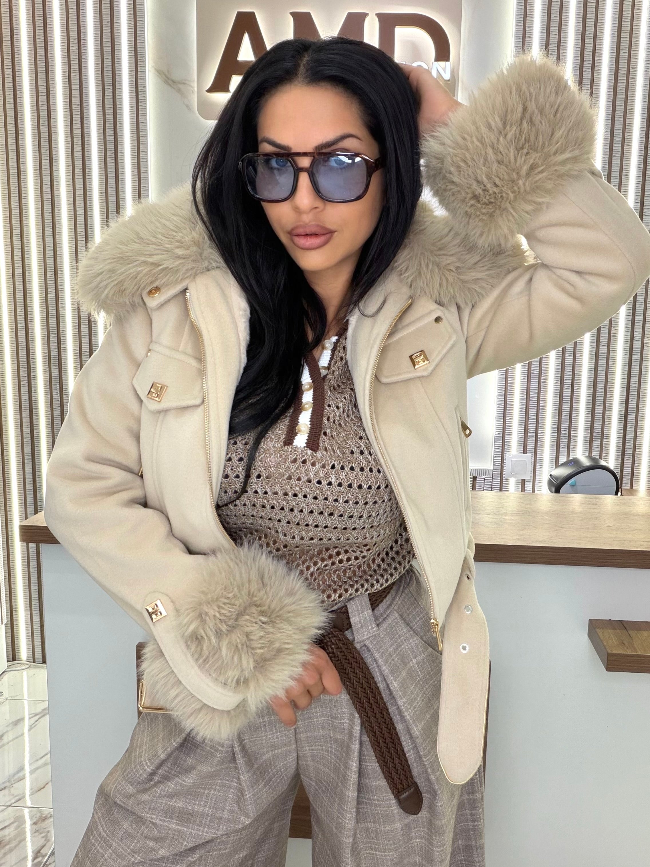 Яке с пух "IVORY LUXE"