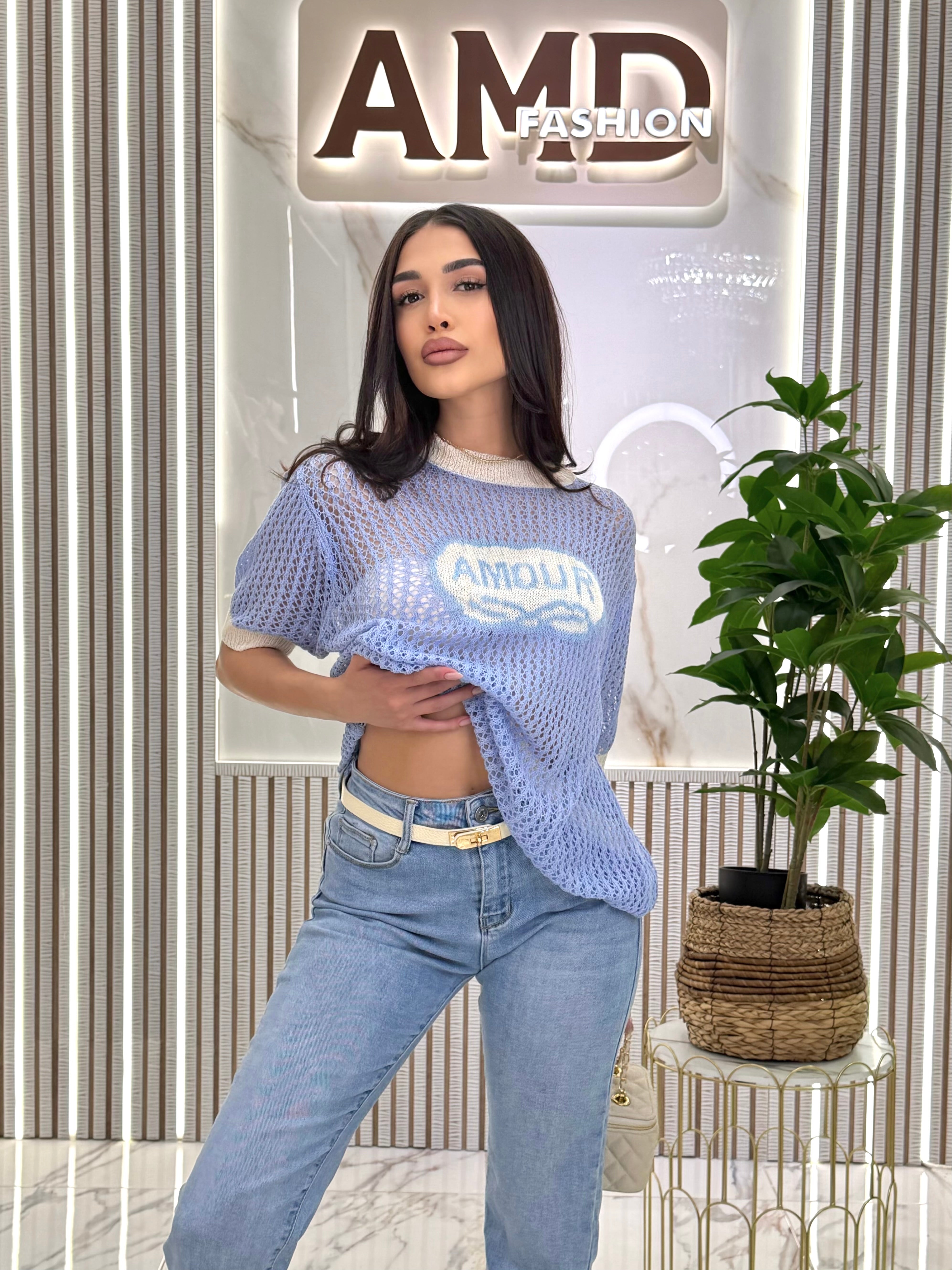 Блузата "Amour Blue "
