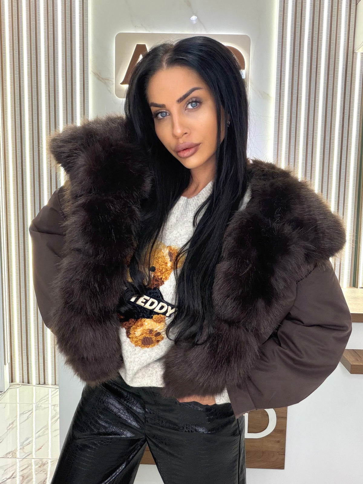 Яке с пух "BROWN LUXURY"