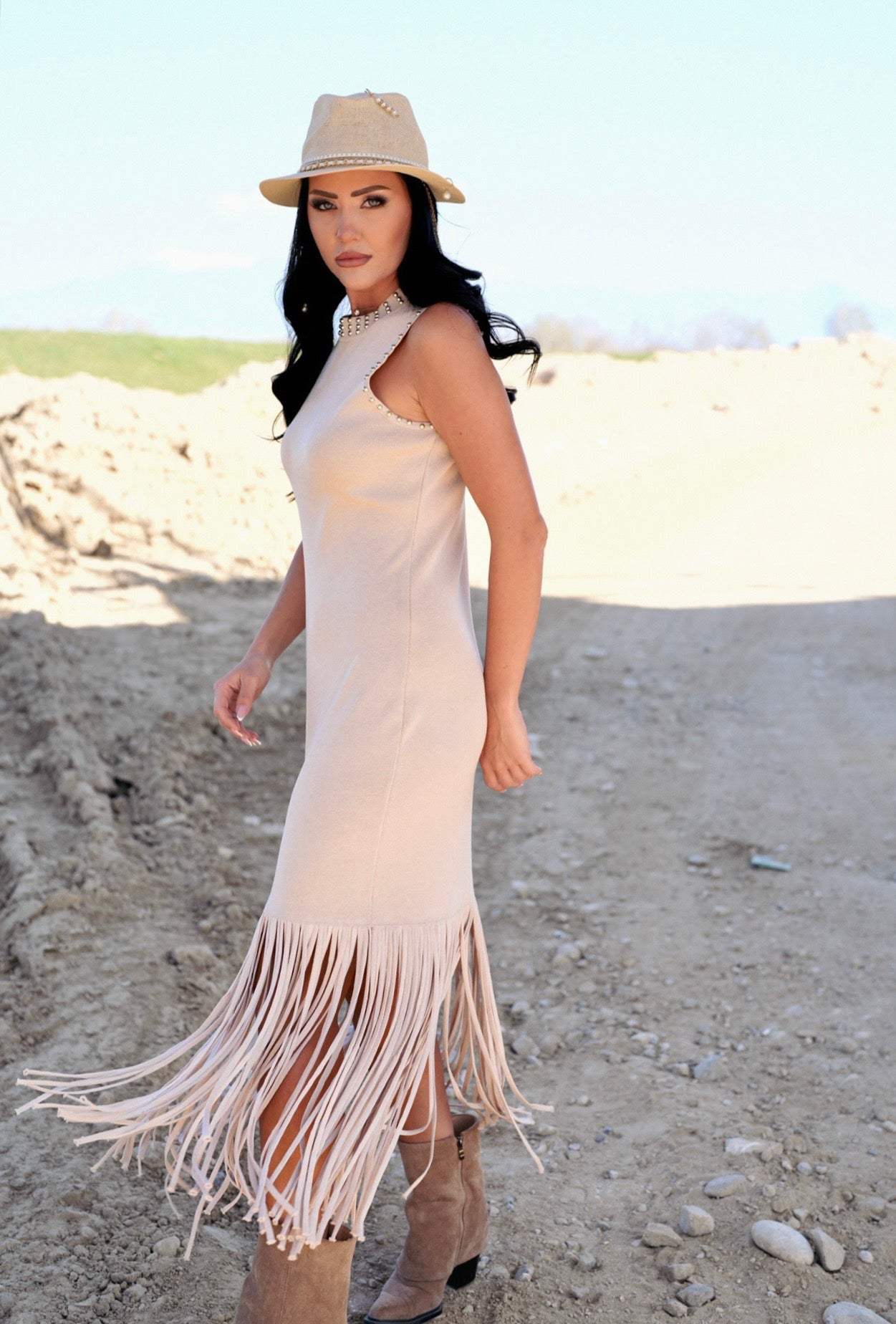Рокля "Noir Fringe beige"