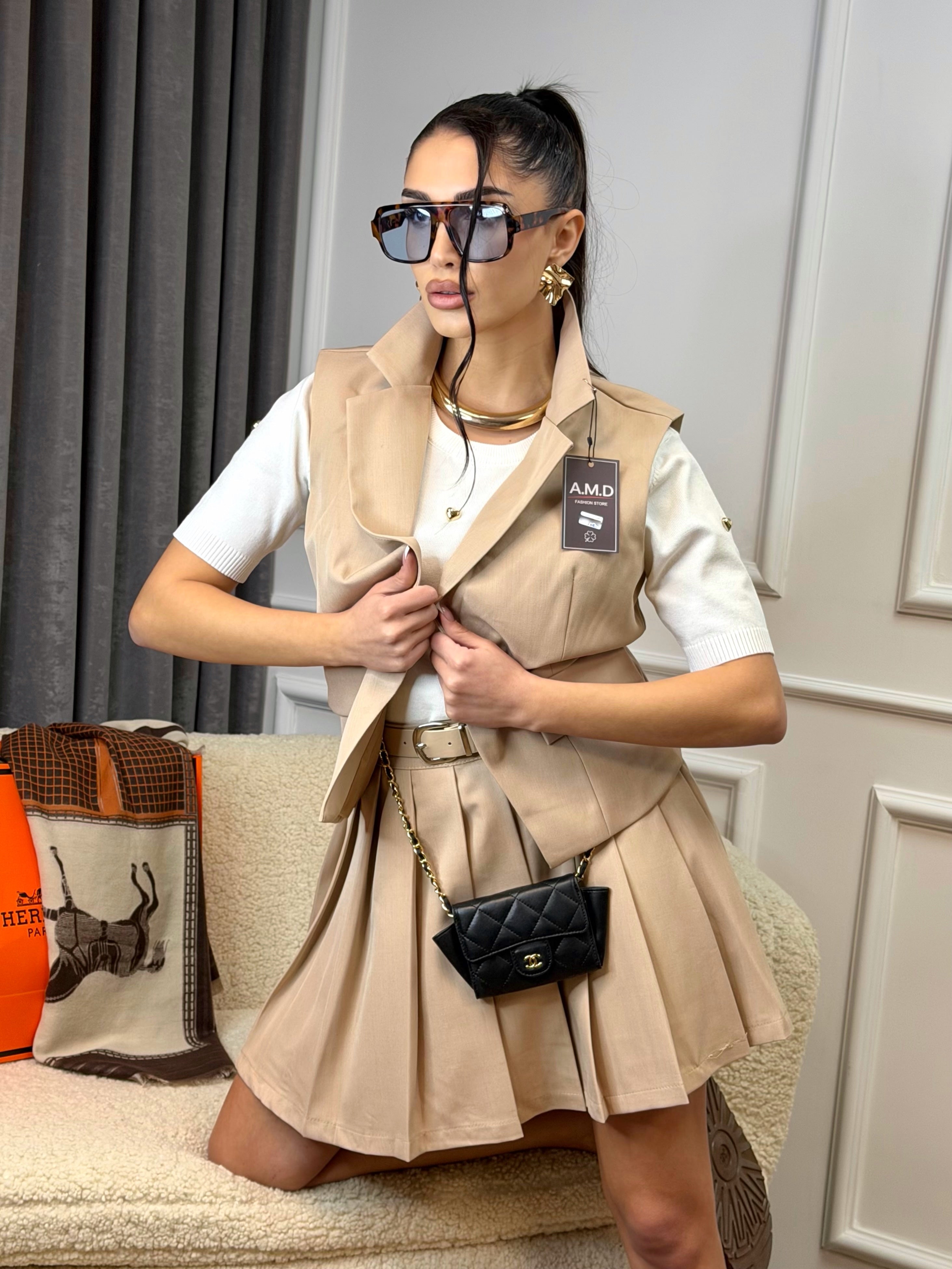 Комплект “Beige Elegance Vest Set”