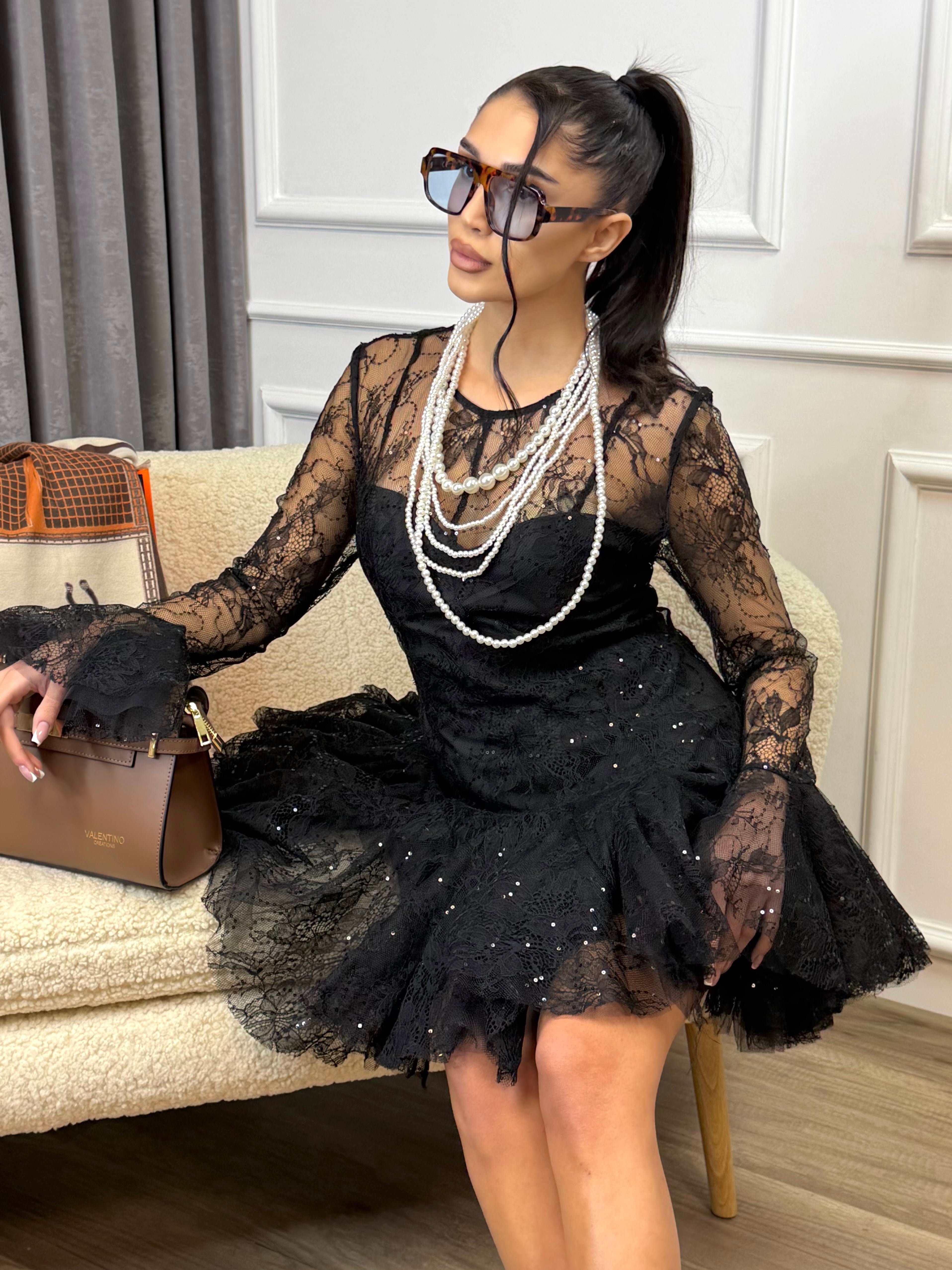 Рокля "Black Lace Sparkle"