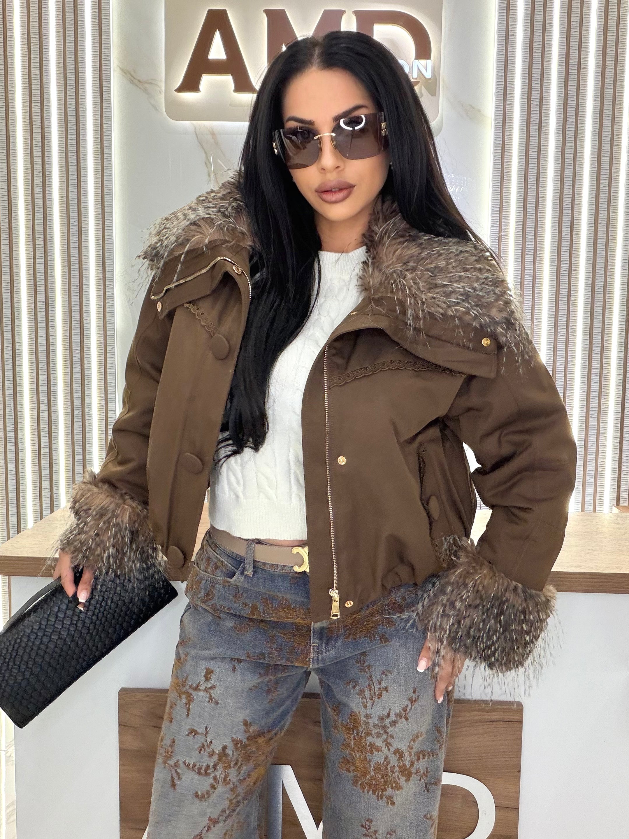 Яке "LUXURY STYLE BROWN"