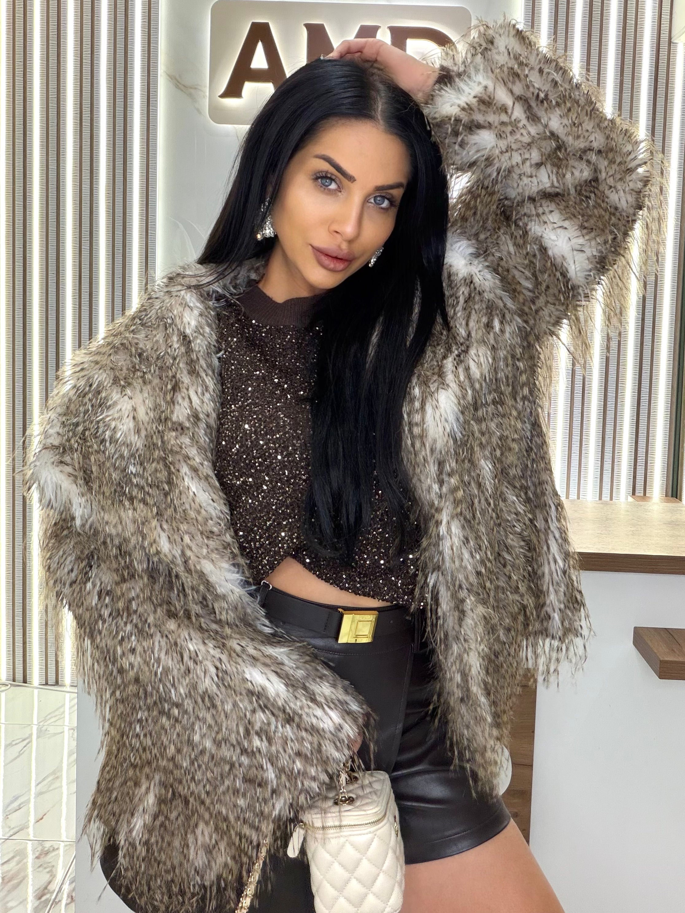 Палто "WILD LUXURY"