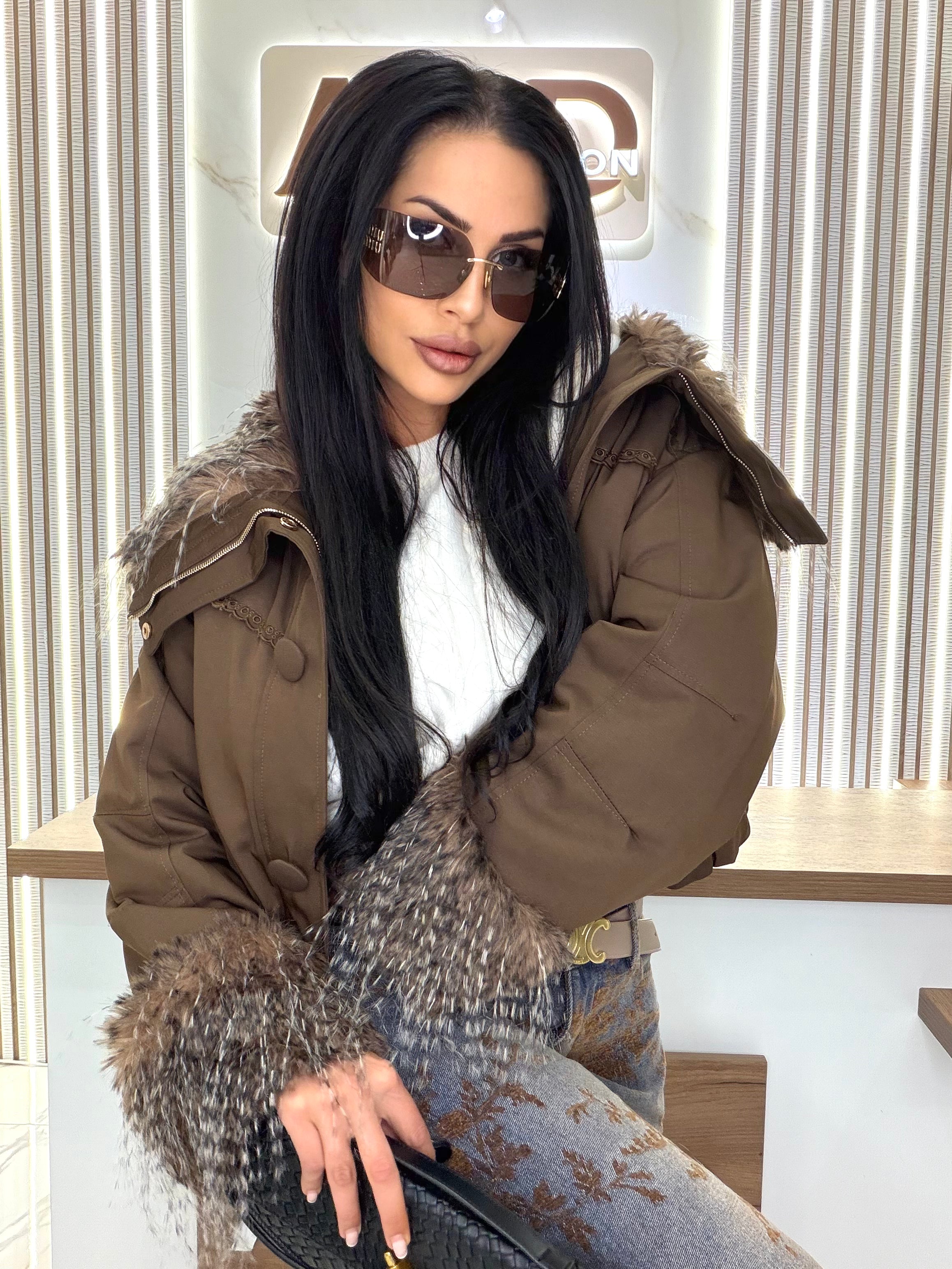 Яке "LUXURY STYLE BROWN"