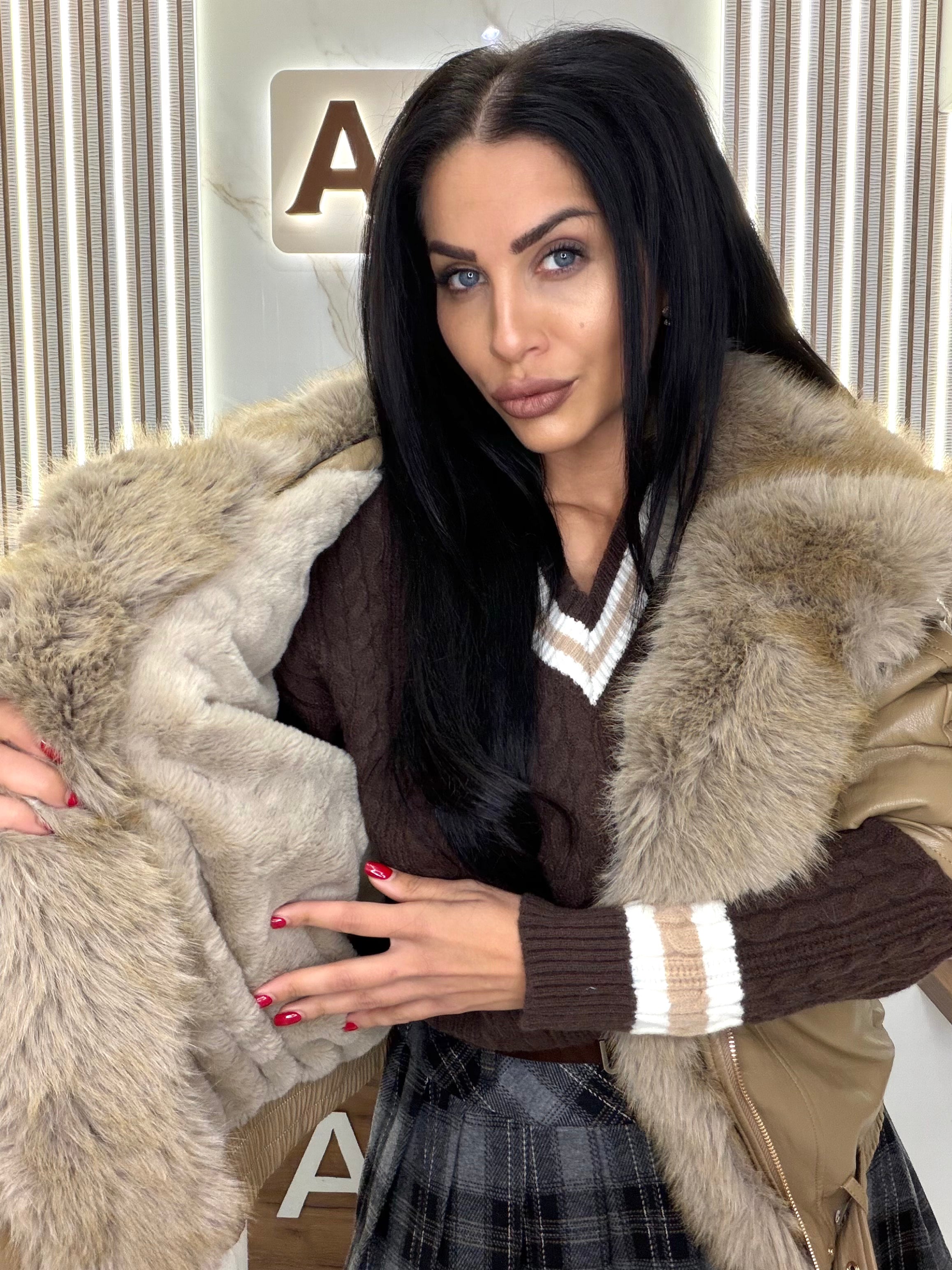 Яке "JACKET CREAM ICONIC"