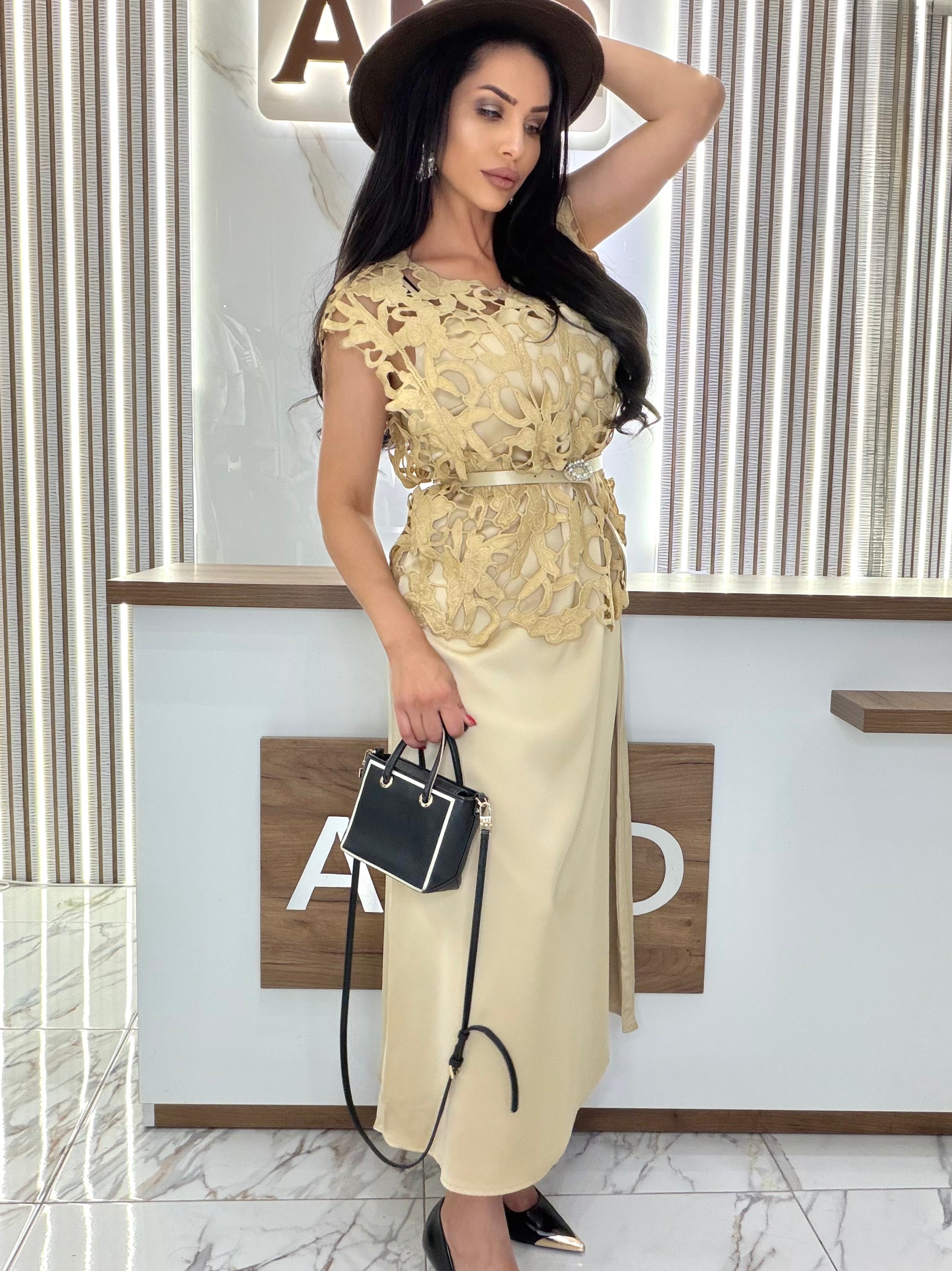 Рокля от две части "AMELIA BEIGE"