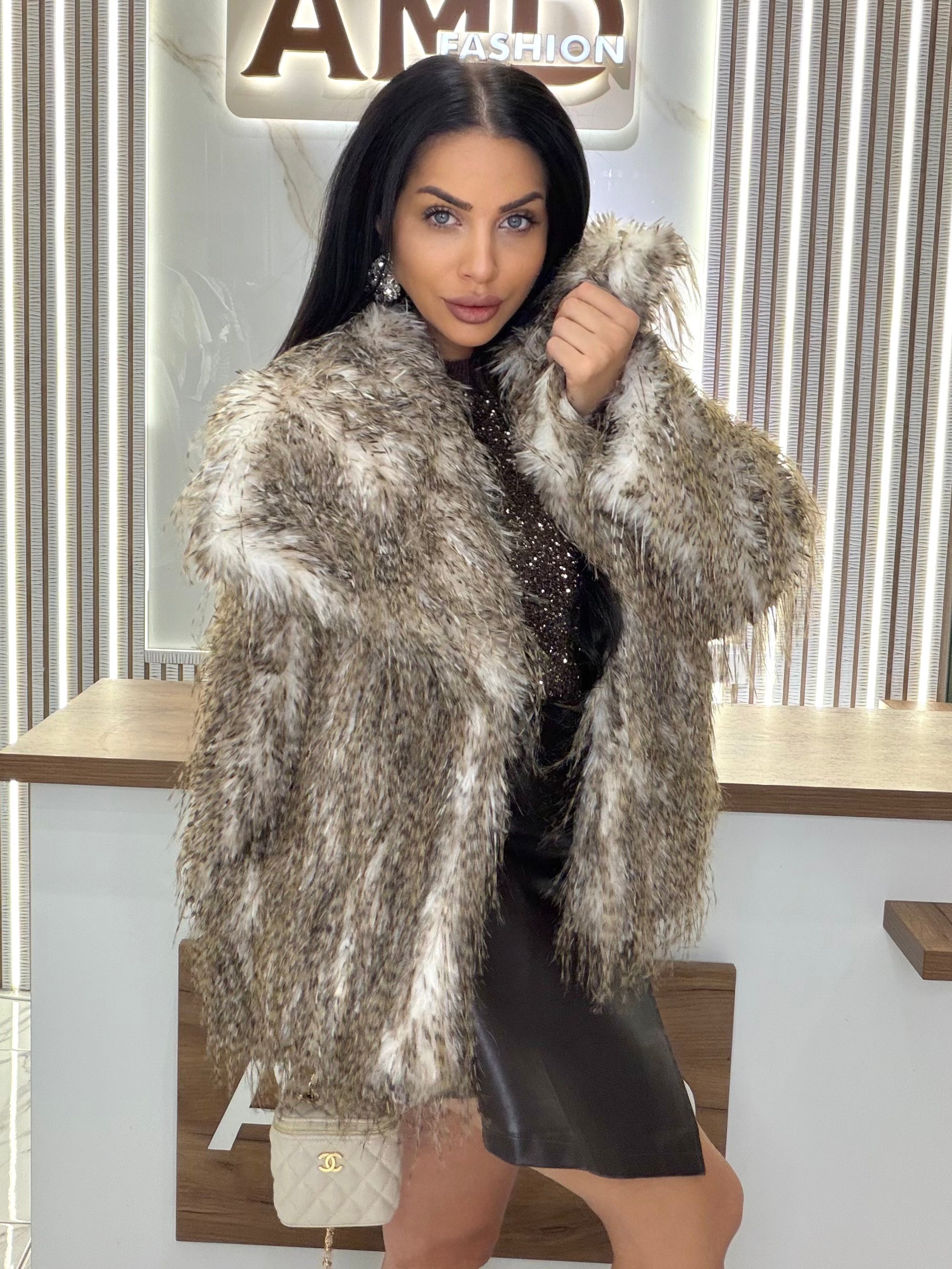 Палто "WILD LUXURY"