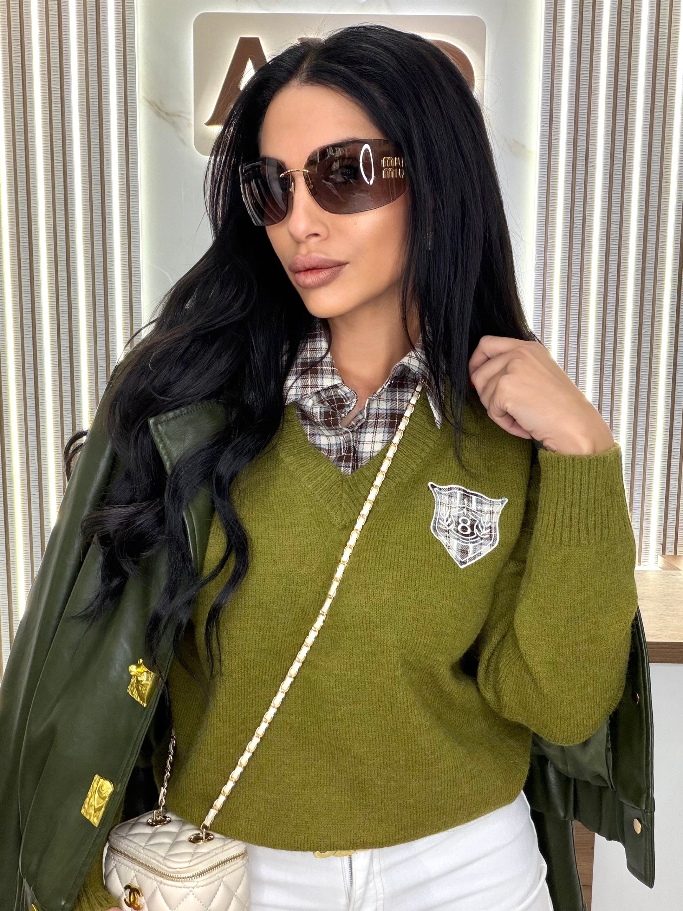 Пуловер "OLIVE GREEN DAY"
